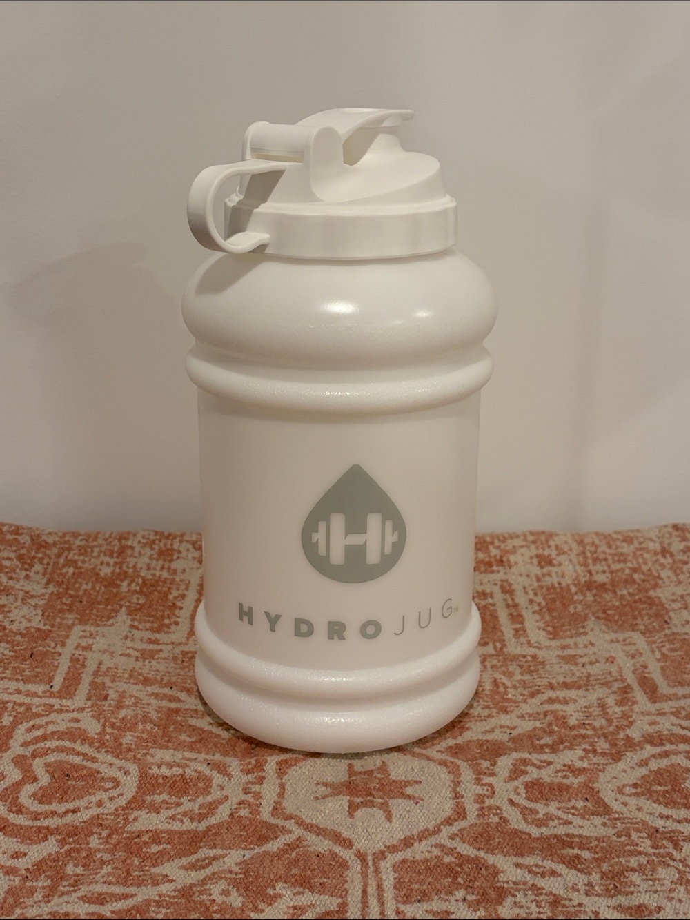 HydroJug Pro 73 oz White Reusable Half Gallon Water Bottle Flip Top Lid H
